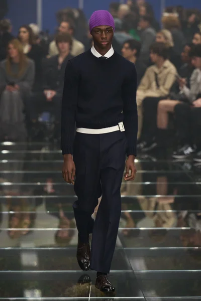 Look 40